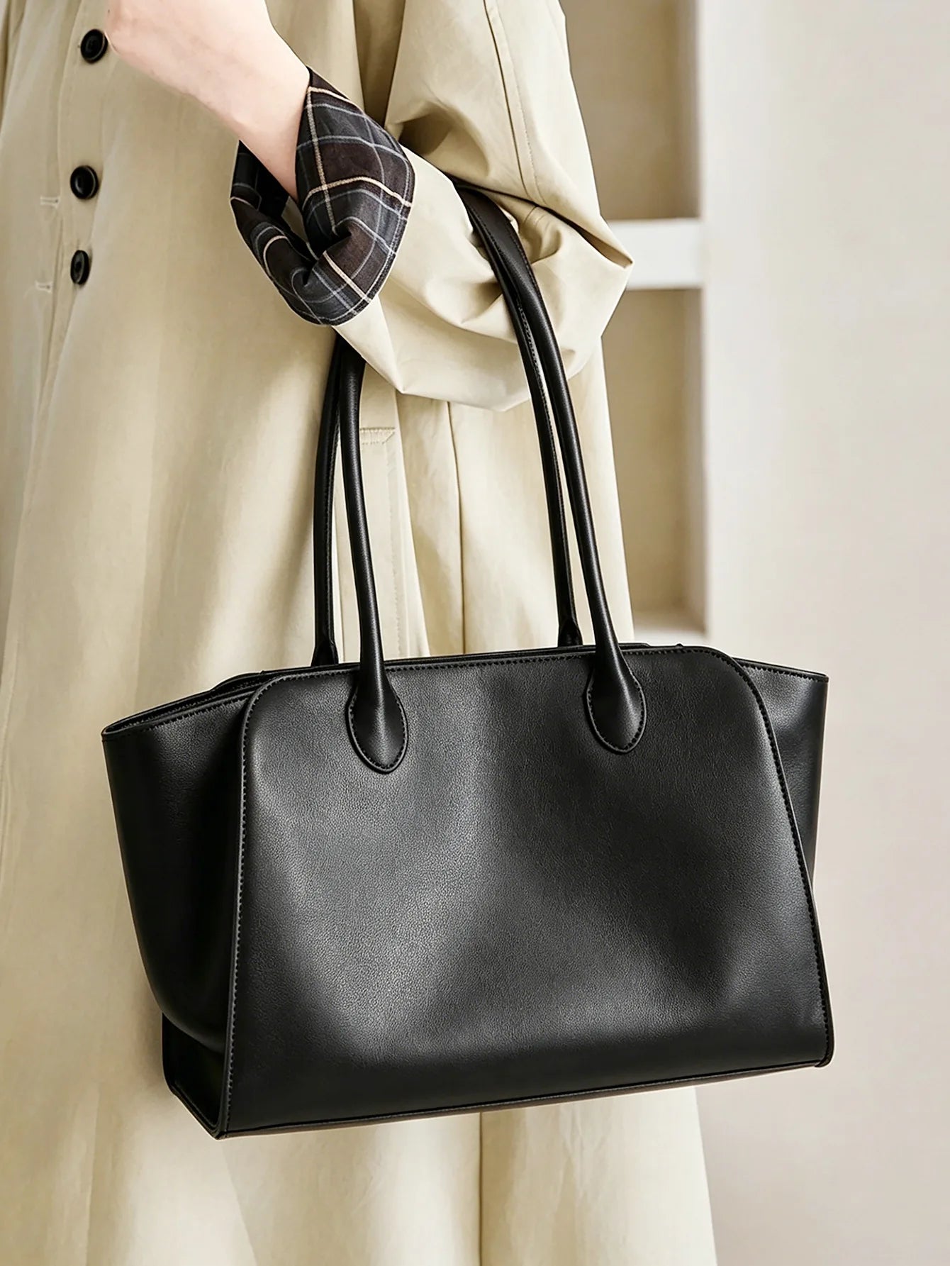 Wimbledon Genuine Leather Tote Bag